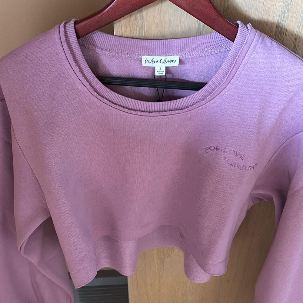 Lavender Cropped Sweatshirt for love and lemons - Picture 4 of 8
